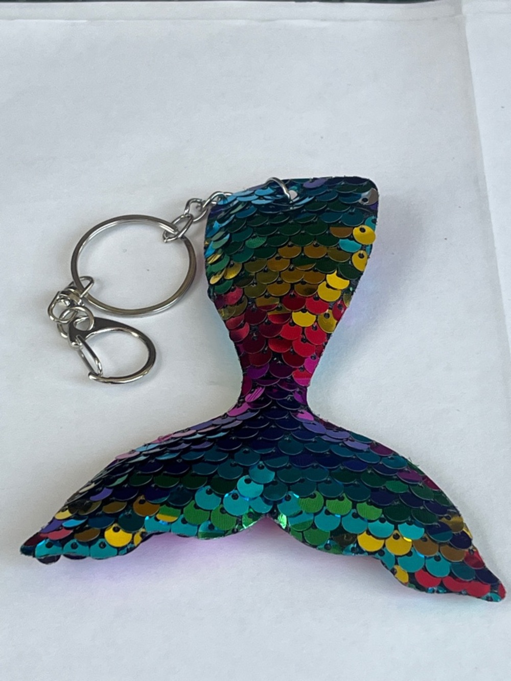 Sequin Mermaid Tail Keychain - Rainbow Hand Crafted - Picture 4 of 4